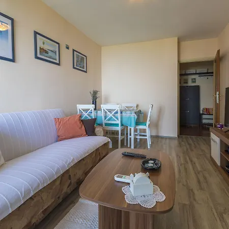 Charmantes Nur 300 Meter Zum Mit Meerblick, Waschmaschine, Wifi *