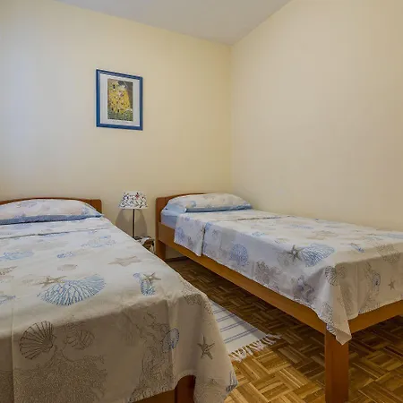 Charmantes Nur 300 Meter Zum Mit Meerblick, Waschmaschine, Wifi Apartamento